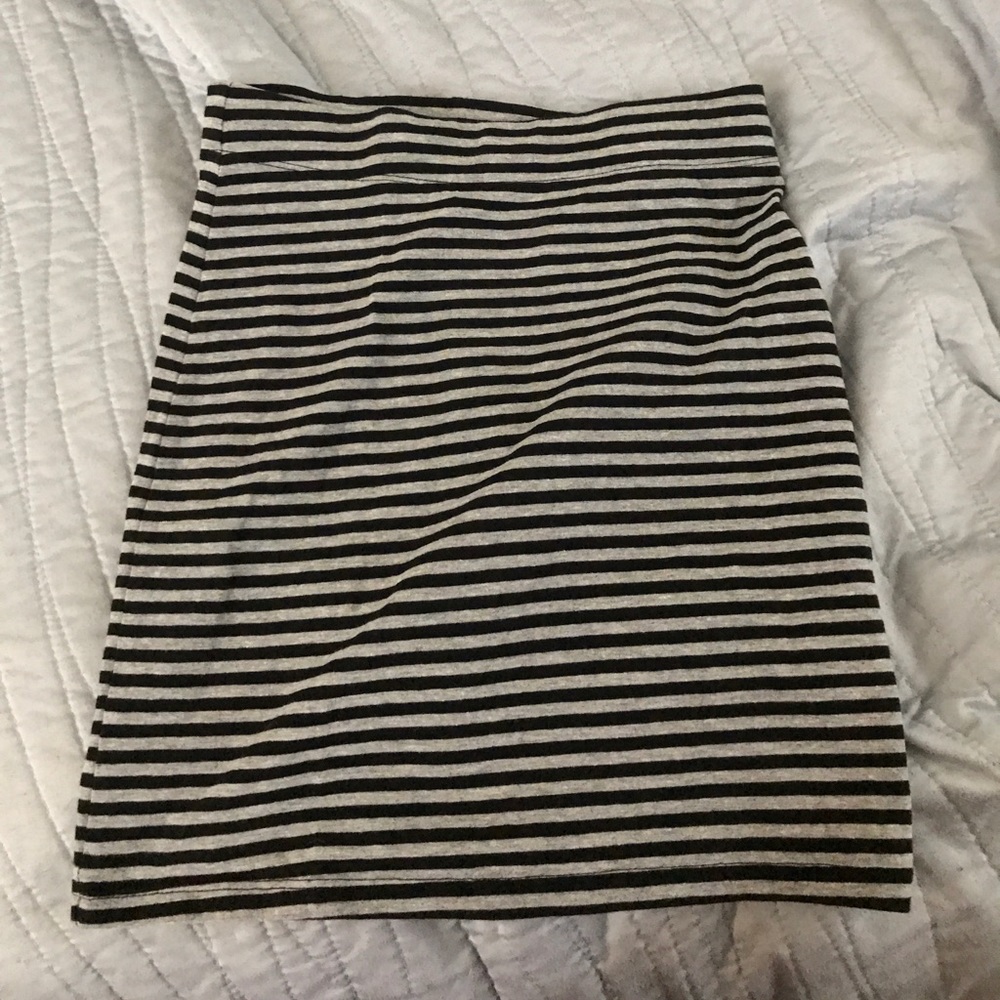 striped bodycon skirt