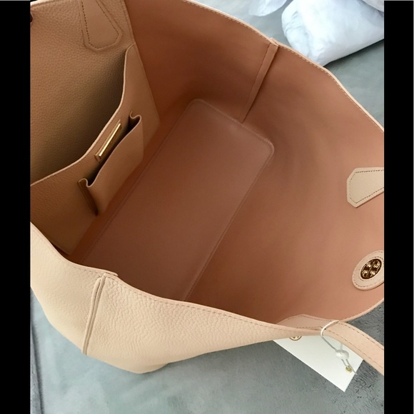 ❌SOLD❌ Tory Burch Perry Tote - Picture 7 of 8
