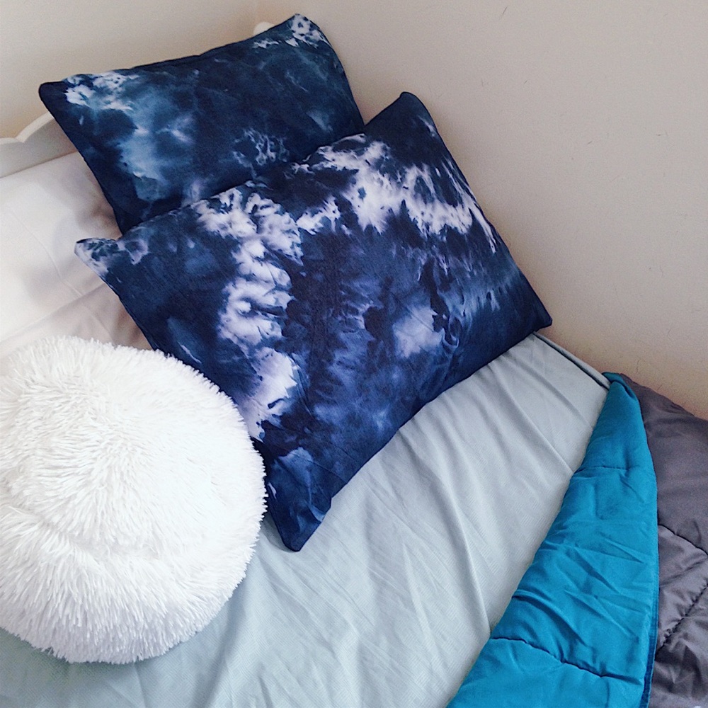Tie Dye Pillow Cover