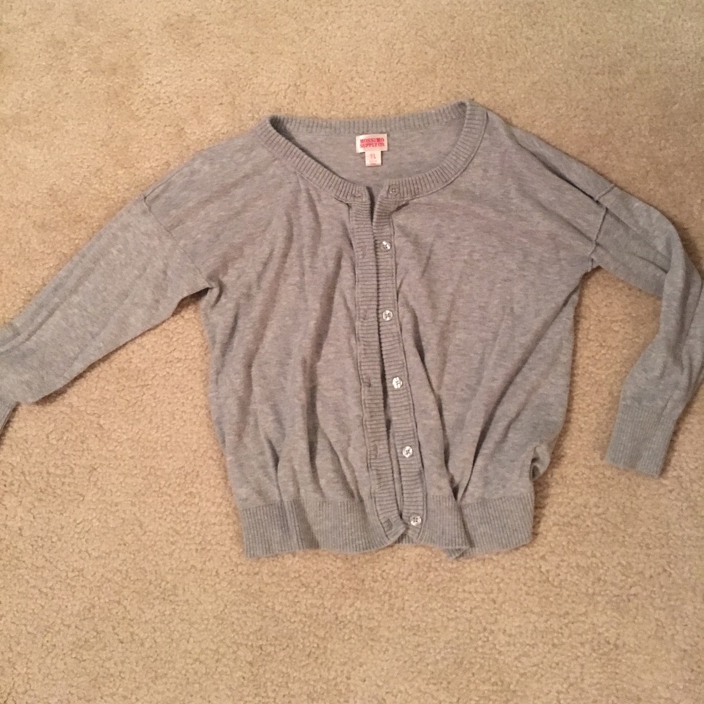 Simple grey cardigan