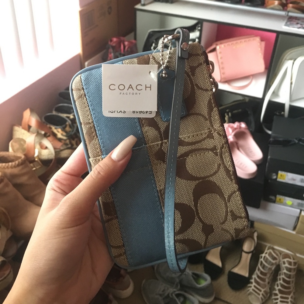 New Coach logo blue khaki tan wallet wristlet