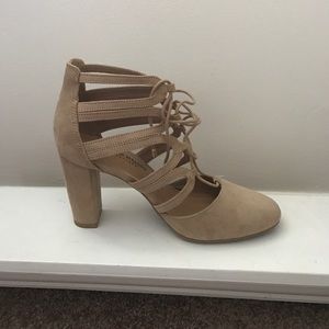 Women's heels!!