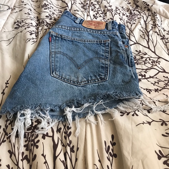 I'm selling a nice pair of Levi's strauss. - Picture 1 of 3