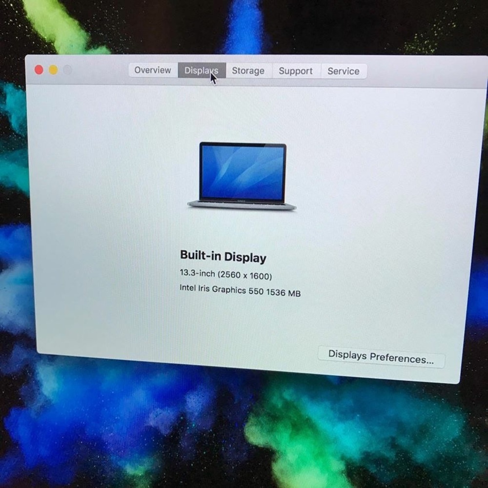MacBook Pro 2017 - Picture 7 of 8