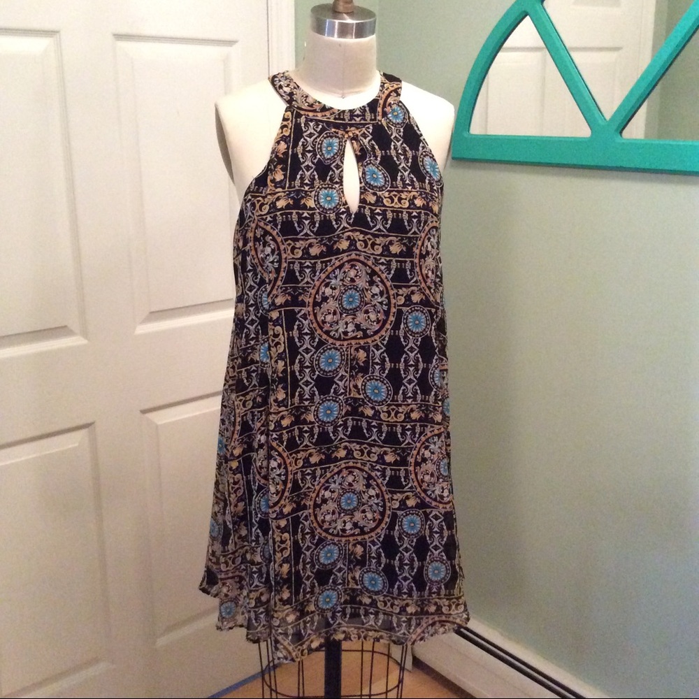 Lush Printed High Neck Dress w/ Keyhole Detail
