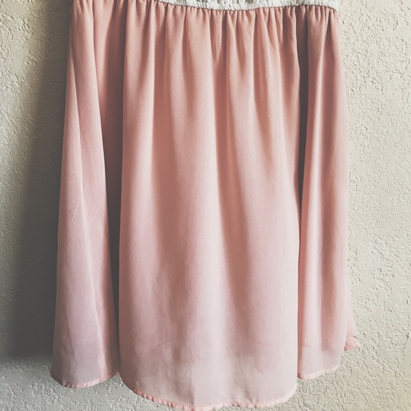 Spring dress. 💐 - Picture 3 of 5