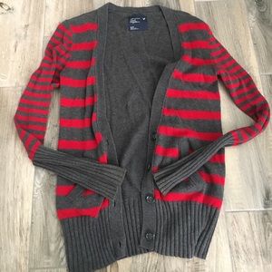 American Eagle red and grey cardigan