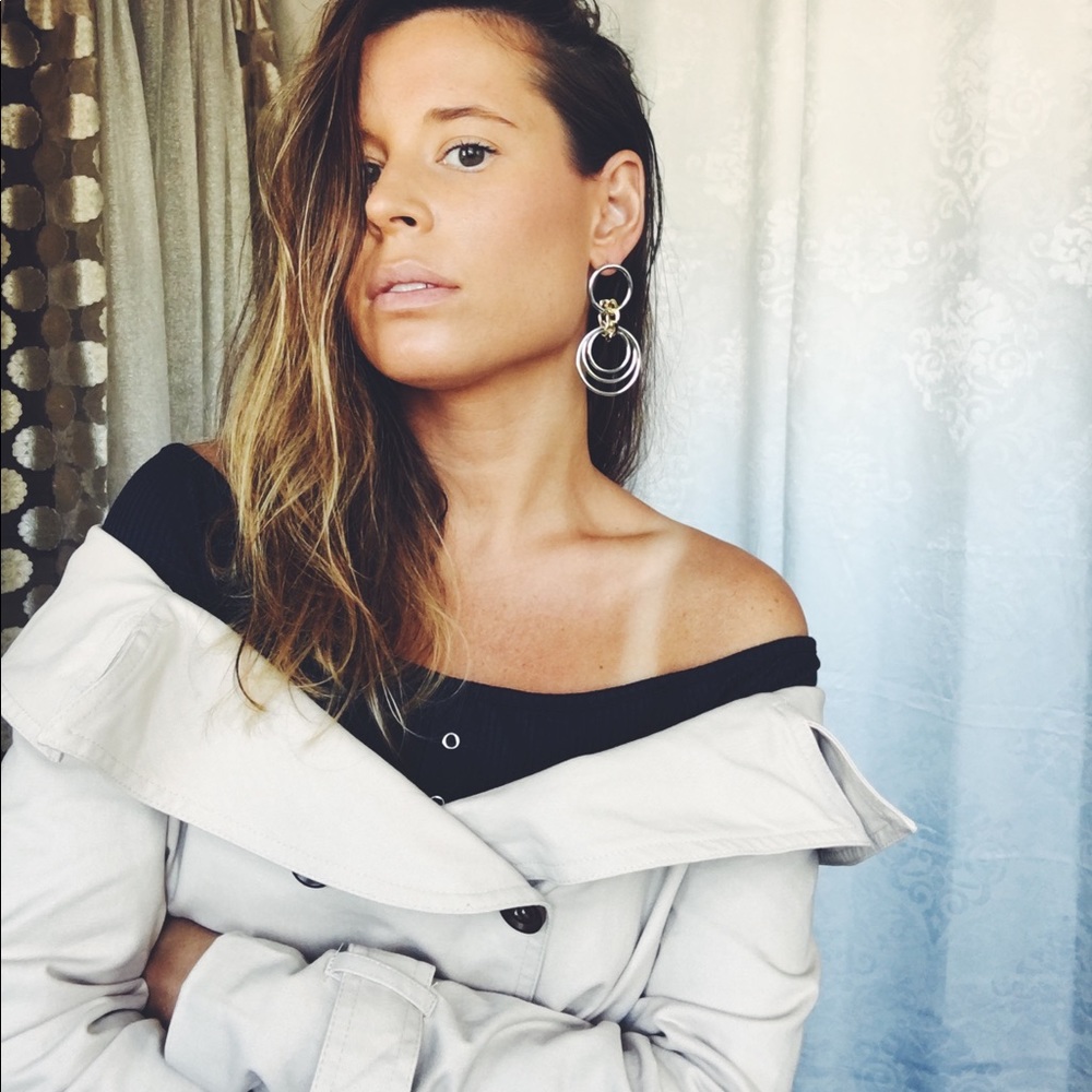 🆕Sugarlips Off the Shoulder Trench Coat - Picture 7 of 8