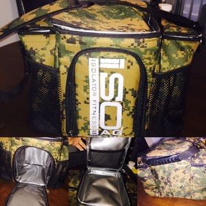 Isolator Fitness Meal Prep Bag Camo