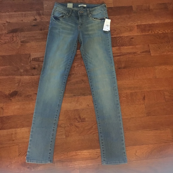 Bullhead Skinny Jeans NWT - Picture 1 of 4