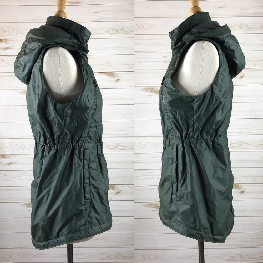 Althea Alpine Women's Green Hooded Zip Vest - Picture 3 of 7