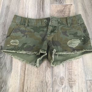 Mossimo Camo shorts