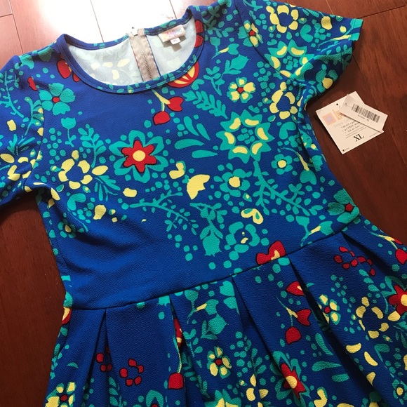 ❌sold❌LuLaRoe Floral Amelia Dress - Picture 2 of 4