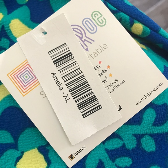 ❌sold❌LuLaRoe Floral Amelia Dress - Picture 4 of 4