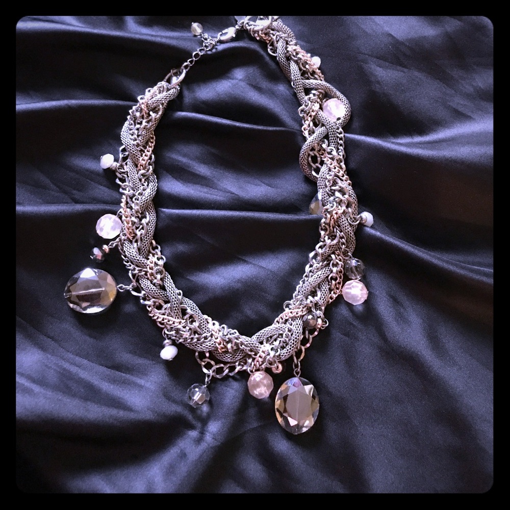 white house black market, Crystal necklace