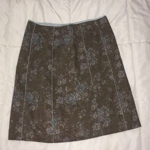 Pristine and unique Ann Taylor flowered skirt