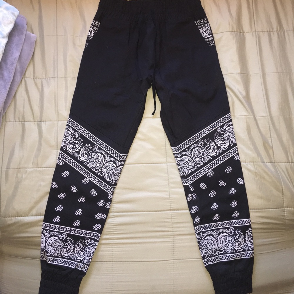 Prolific jogger pants