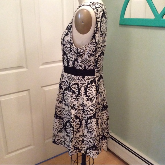 Beautiful Patterned Textured Sleeveless Dress NWOT - Picture 4 of 7