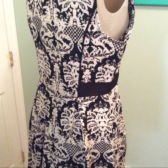 Beautiful Patterned Textured Sleeveless Dress NWOT - Picture 7 of 7