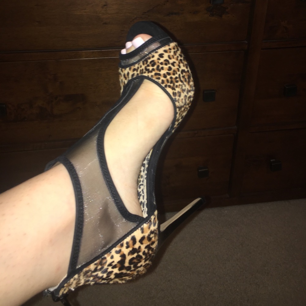 Jessica Simpson heels