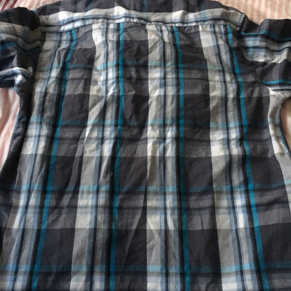 LAST CHANCE AIRWALK Boys long sleeve button down shirt - Picture 6 of 6