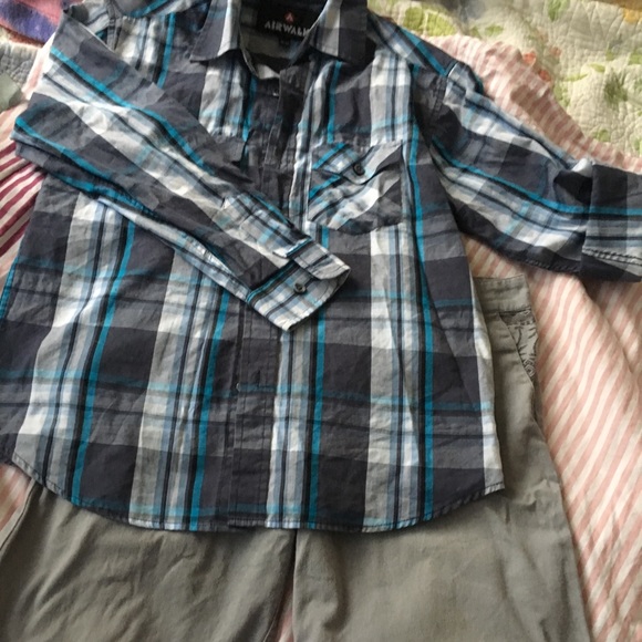 LAST CHANCE AIRWALK Boys long sleeve button down shirt - Picture 1 of 6