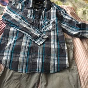 LAST CHANCE AIRWALK Boys long sleeve button down shirt