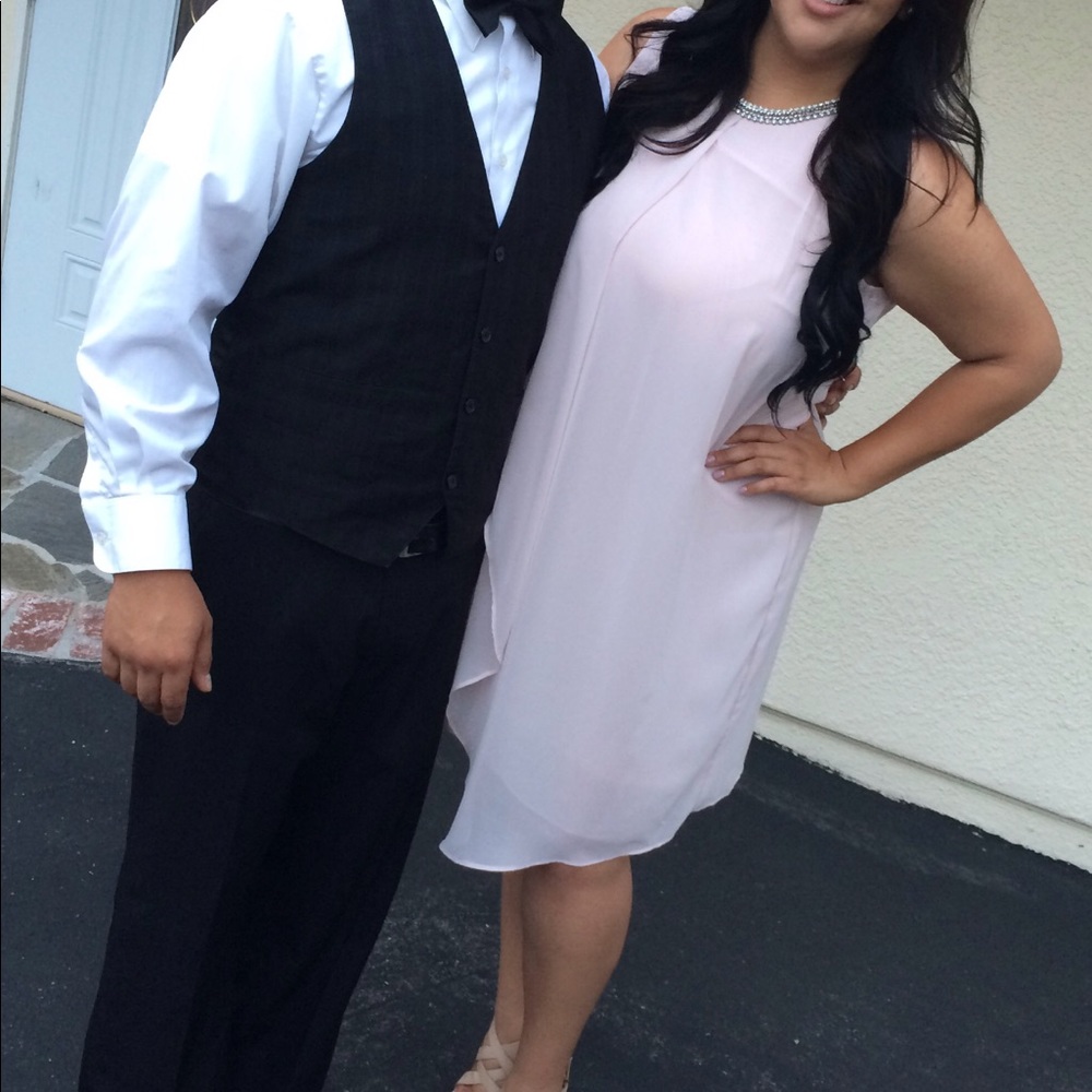 Beautiful wedding/cocktail dress 💕