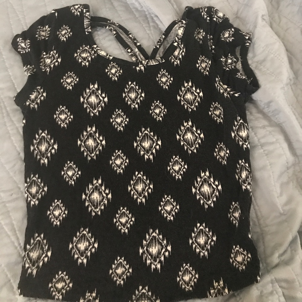 black and white crop top