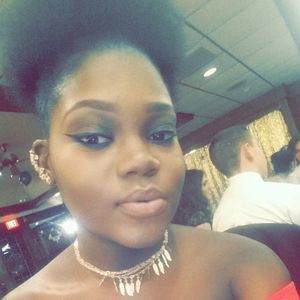 Meet your Posher, Nelly