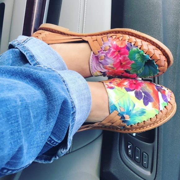 Meet your Posher, Maria - Picture 1 of 1