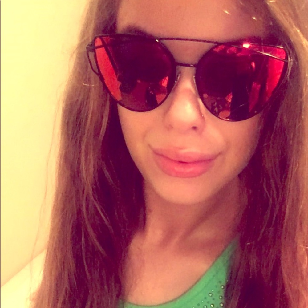 Very cute sunglasses💓