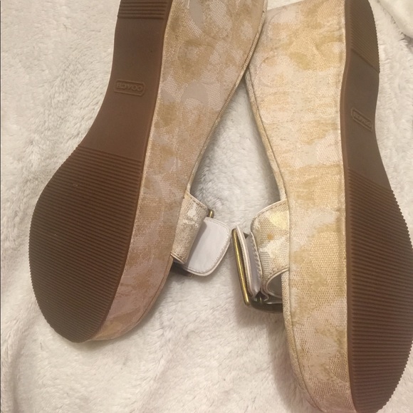 Coach Vintage Signature "C" Platform Sandals - Picture 6 of 8