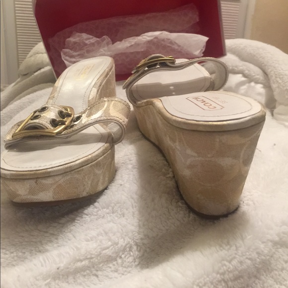 Coach Vintage Signature "C" Platform Sandals - Picture 8 of 8