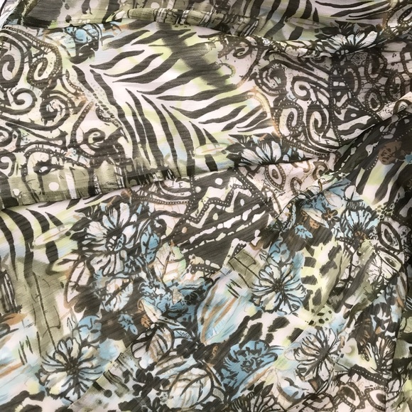 Women's Floral Print Skirt - Picture 2 of 2