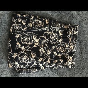 ONE SIZE LULAROE cream Roses