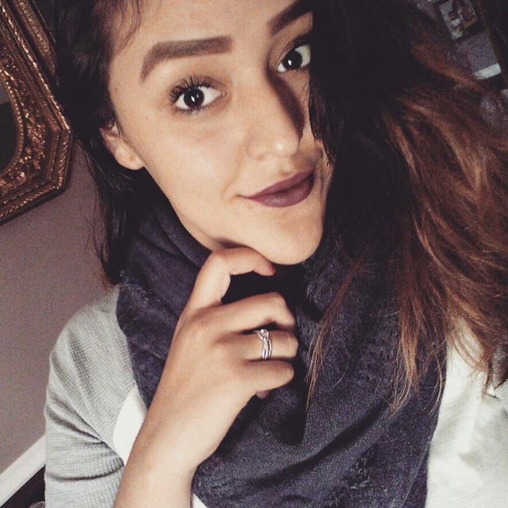 Meet your Posher, Maria t