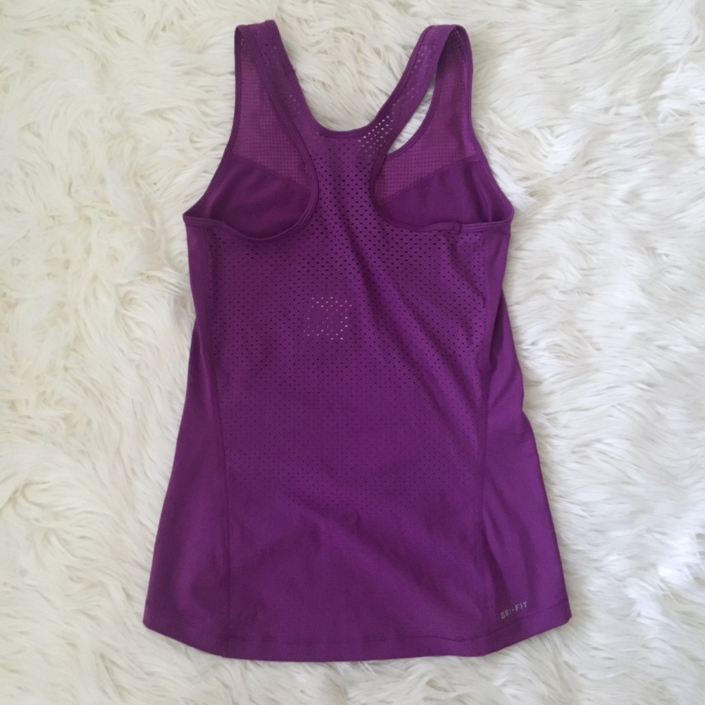🏃🏽‍♀️Nike Pro Tank🏃🏽‍♀️ - Picture 2 of 4