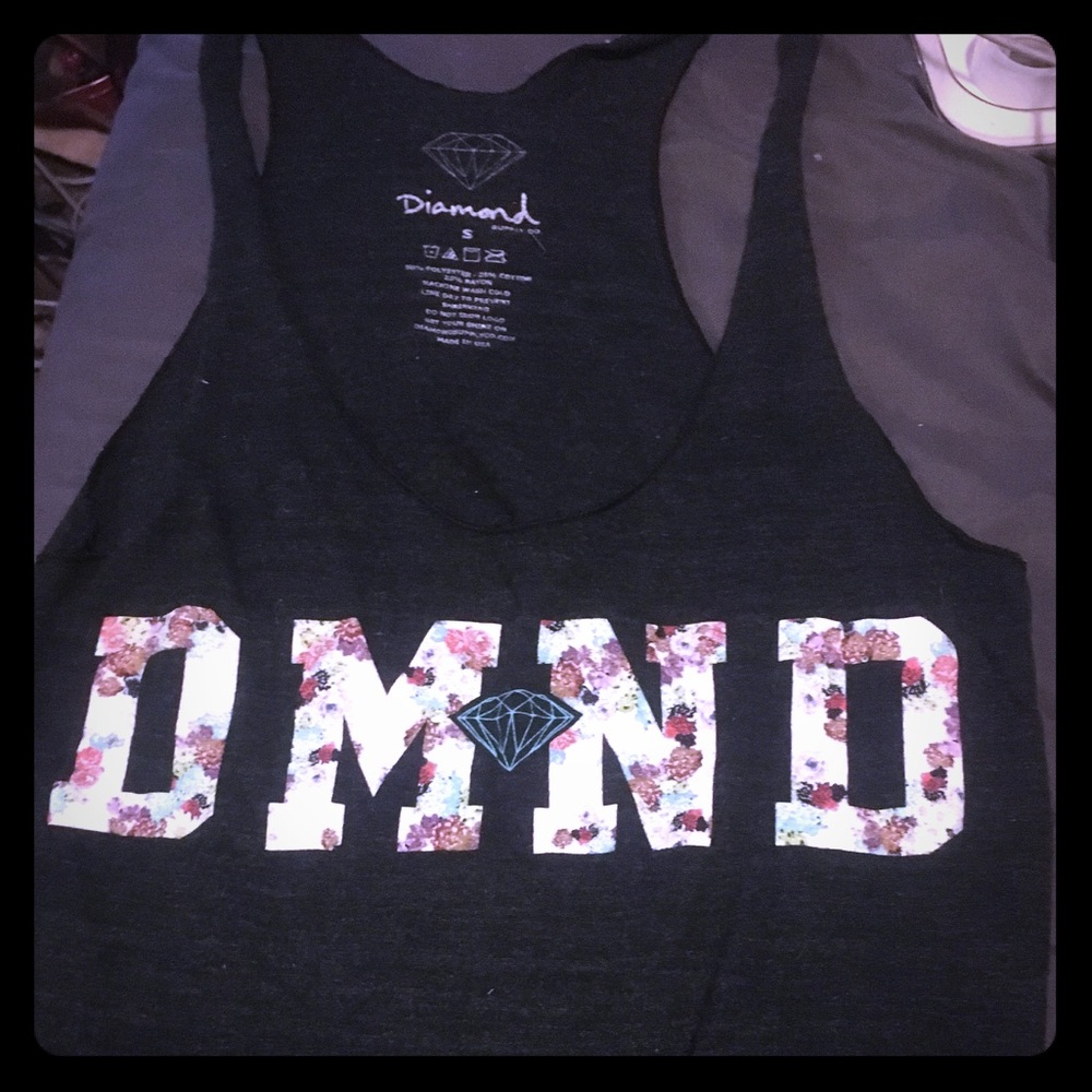 Diamond brand tank top sz small