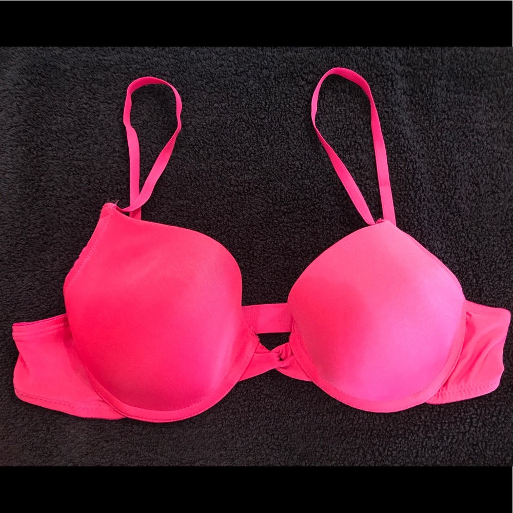 Victoria's Secret 34B padded bra