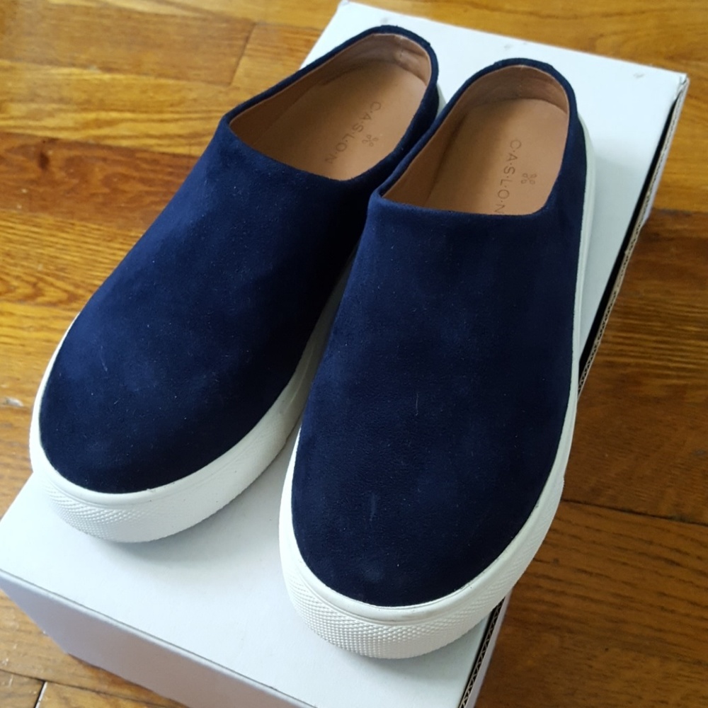 🌟Blue Calson Suede Slip On Sneakers 4.5M 34
