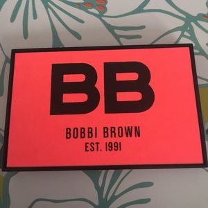 Bobbi Brown peach illuminating cheek pallet