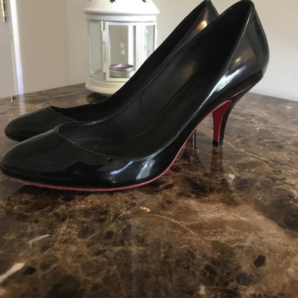 Shoes - Picture 2 of 3