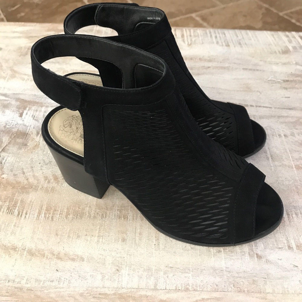 Vince Camuto Lavette  Peep Toe Bootie {Blk} 7.5,9 - Picture 3 of 8
