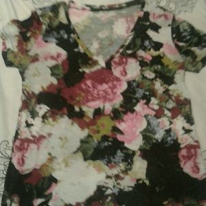 Floral tee