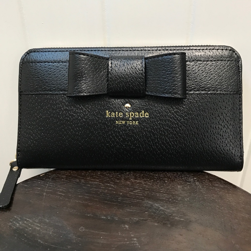 *SOLD* NWT Kate Spade Lacey Kirk Park Black Wallet