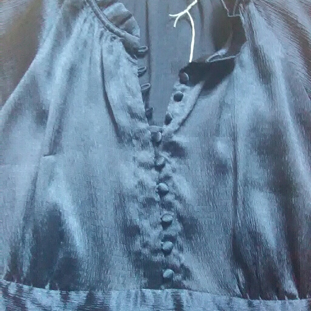 Silky top - Picture 2 of 3