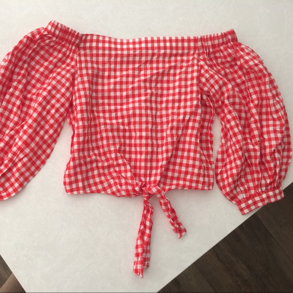 red gingham crop top
