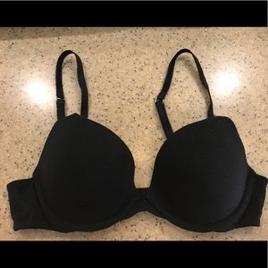 Victoria's Secret Push-Up Black bra 34B