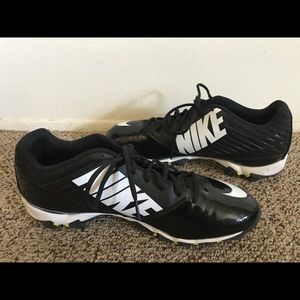 Nike Menace Shark Men's Football Cleat